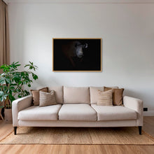 Charger l&#39;image dans la galerie, Rhinocéros noir dans le noir de la nuit
