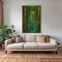 Charger l&#39;image dans la galerie, A travers la jungle
