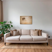 Charger l&#39;image dans la galerie, Seul dans la poussière
