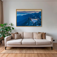 Charger l&#39;image dans la galerie, L&#39;aiguille au lever du soleil
