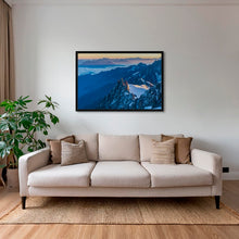 Charger l&#39;image dans la galerie, L&#39;aiguille au lever du soleil
