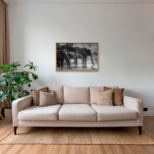 Charger l&#39;image dans la galerie, La famille au bar
