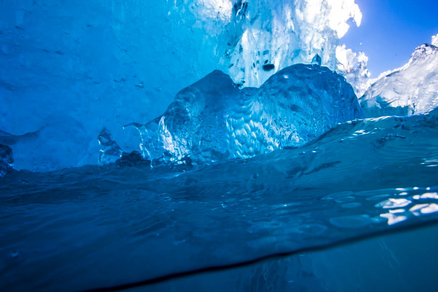 Dans l'eau glaciale