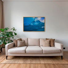 Charger l&#39;image dans la galerie, Dans l&#39;eau glaciale
