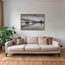 Charger l&#39;image dans la galerie, Sous le pont Saint-Pierre 2
