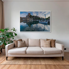 Charger l&#39;image dans la galerie, La barque et le fort
