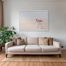 Charger l&#39;image dans la galerie, Le Flamant solitaire du Namib
