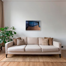 Charger l&#39;image dans la galerie, La porte bleue
