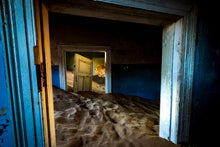 Charger l&#39;image dans la galerie, Etrange perspective
